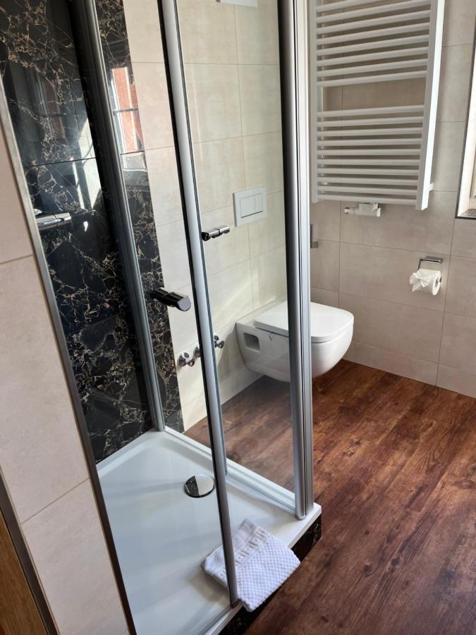 Hotel Gasthof Metzgerei Drei Linden ฟุลดา ภายนอก รูปภาพ