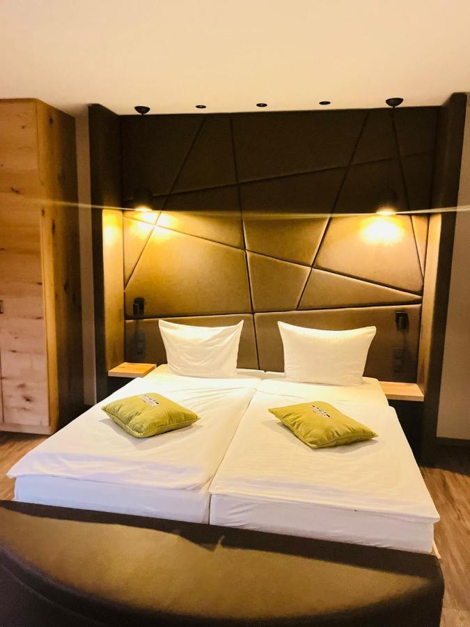 Hotel Gasthof Metzgerei Drei Linden ฟุลดา ภายนอก รูปภาพ