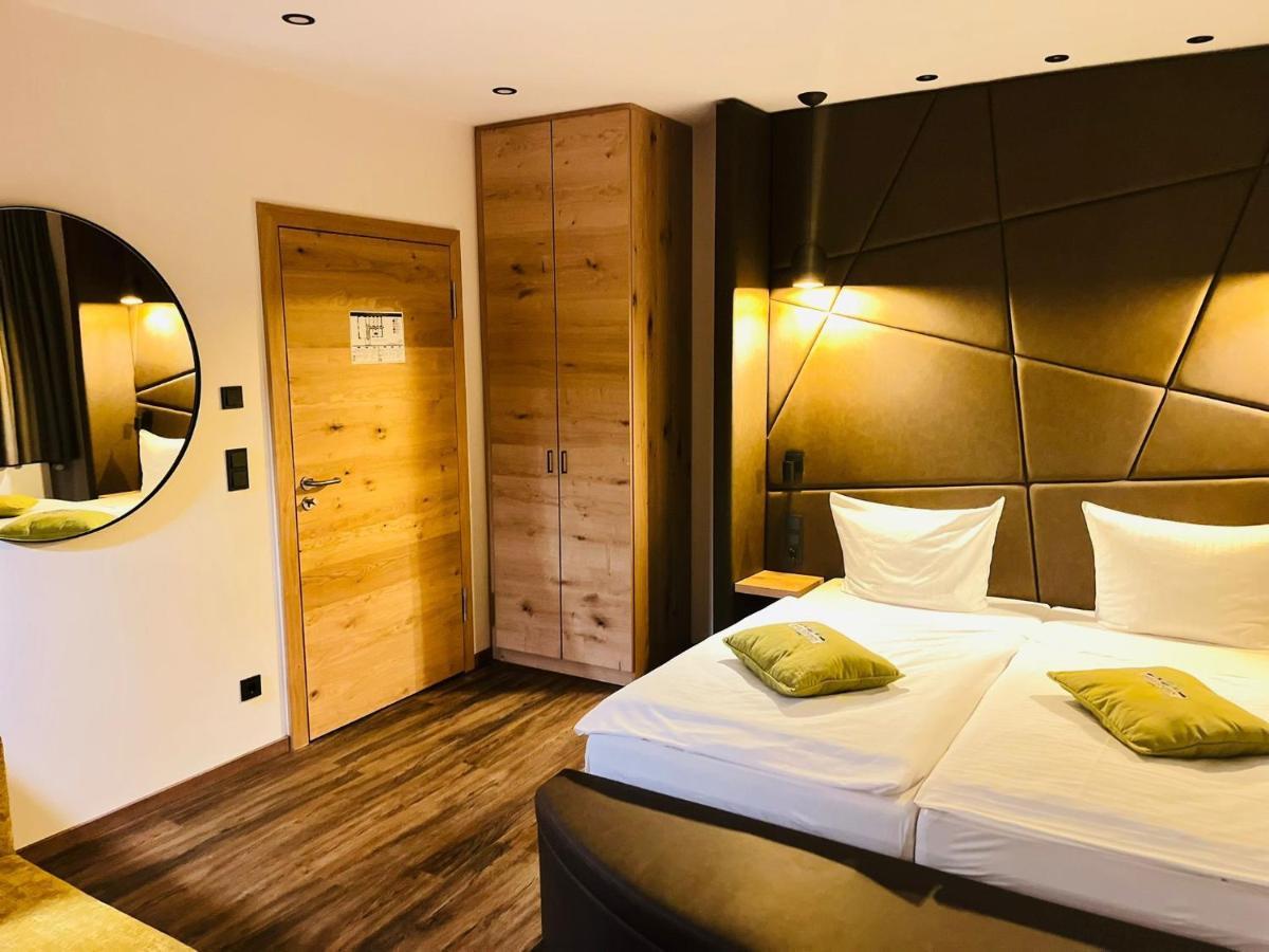 Hotel Gasthof Metzgerei Drei Linden ฟุลดา ภายนอก รูปภาพ