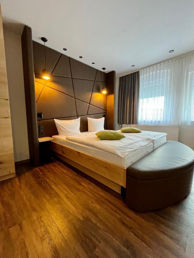 Hotel Gasthof Metzgerei Drei Linden ฟุลดา ภายนอก รูปภาพ